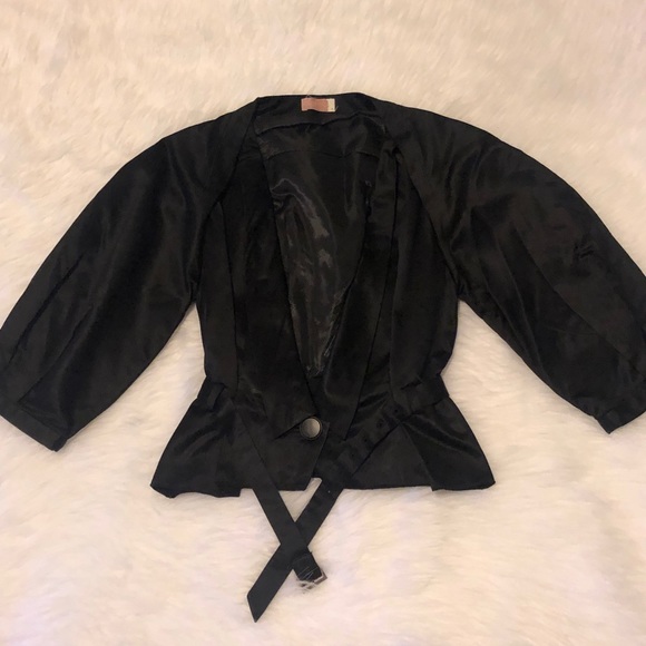 Puffy Sleeve Belted Jacket - Picture 3 of 3